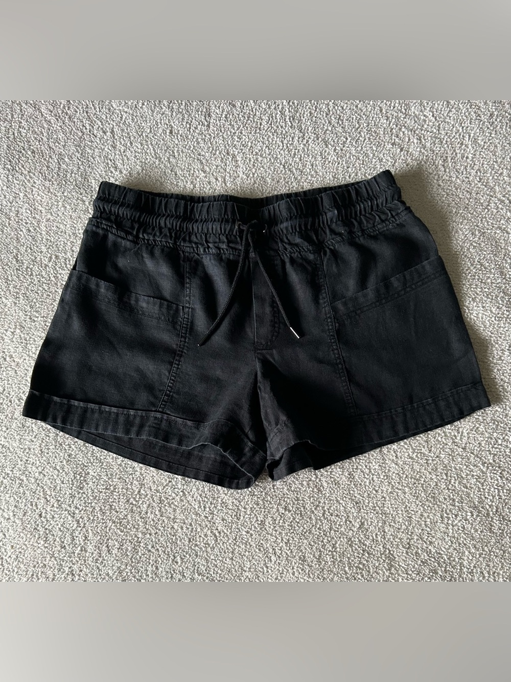 Athleta Cabo linen Black Elastic-Waist Patch-Pocket Athletic Shorts